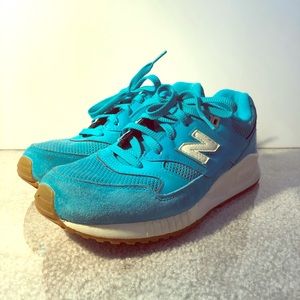 Turquoise New Balance 530 Encap